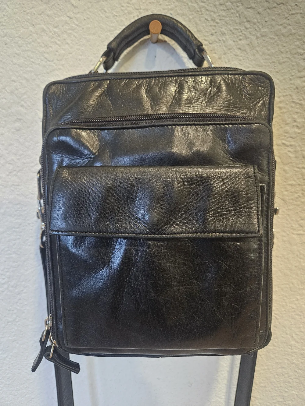 Vintage Perlina NY Black Leather Travel Crossbody Organizer Bag